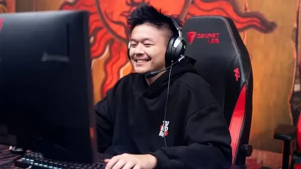 Royal Bear  recuperarse de la derrota inicial para asegurar la clasificación a DreamLeague