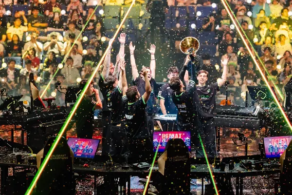 LOUD  venció a Vitality para convertirse en el primer ganador de dos títulos de VALORANT Champions